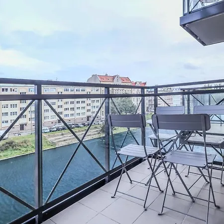 Platinium Dwie Motlawy River View Apartment Danzig